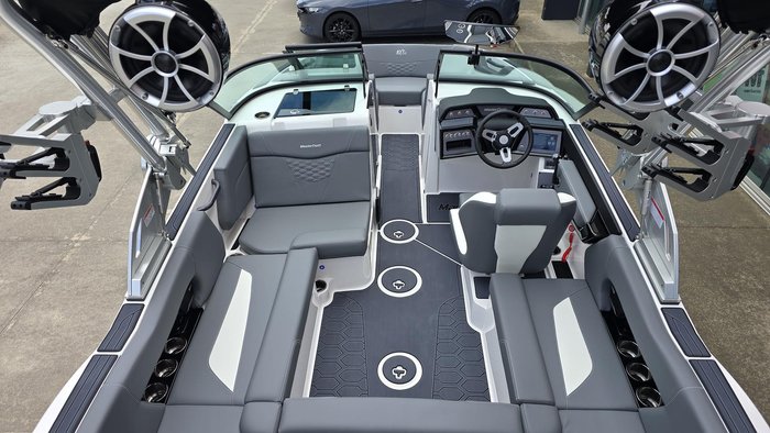 2026 MasterCraft NXT20