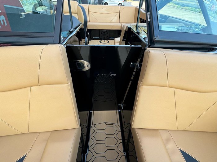 2025 MasterCraft NXT20