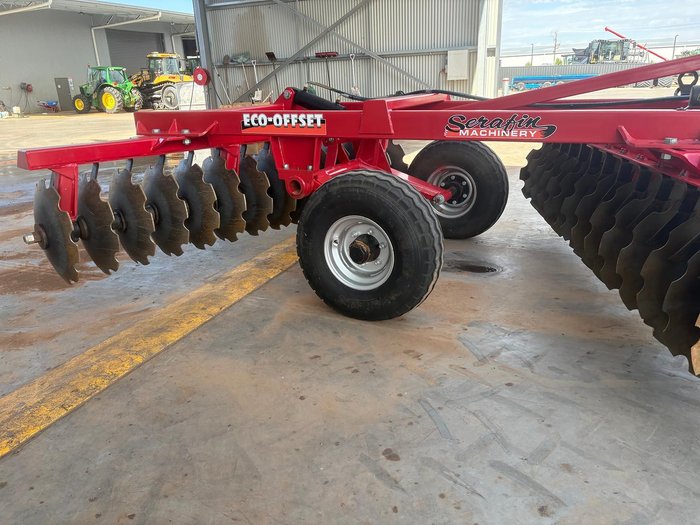 2021 USED SERAFIN ECO CLASSIC 28 PLATE OFFSET DISC RED