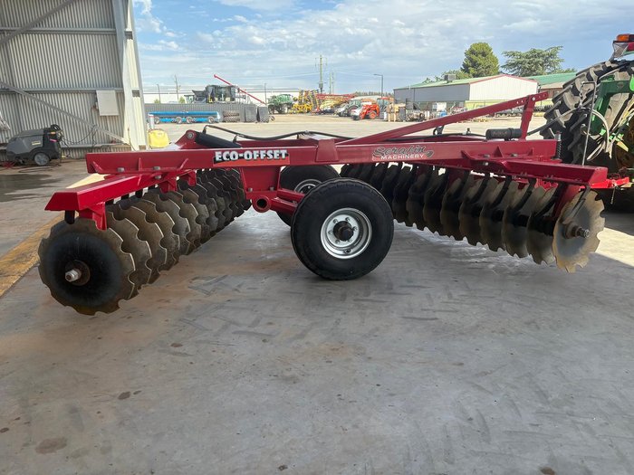 2021 USED SERAFIN ECO CLASSIC 28 PLATE OFFSET DISC RED