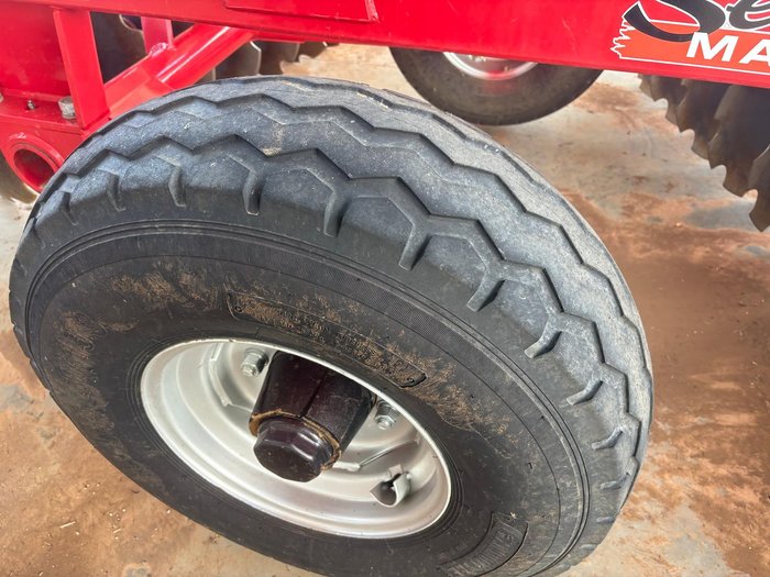 2021 USED SERAFIN ECO CLASSIC 28 PLATE OFFSET DISC RED