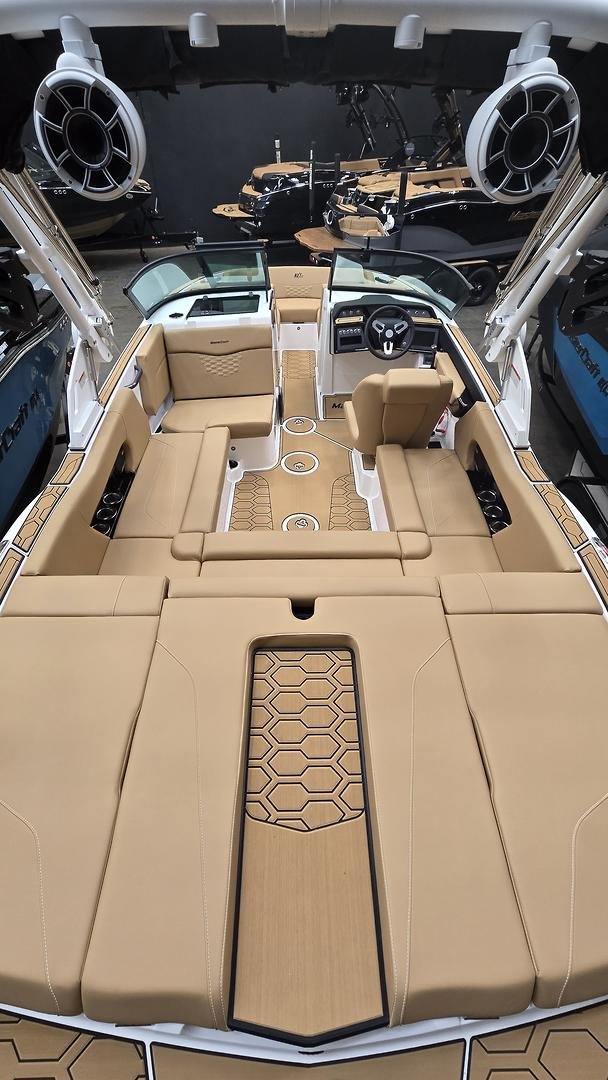 2026 MasterCraft NXT20