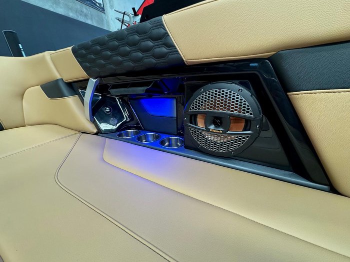 2025 MasterCraft XT22 T