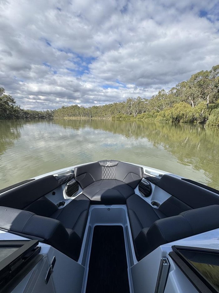 2026 MasterCraft XT22 T