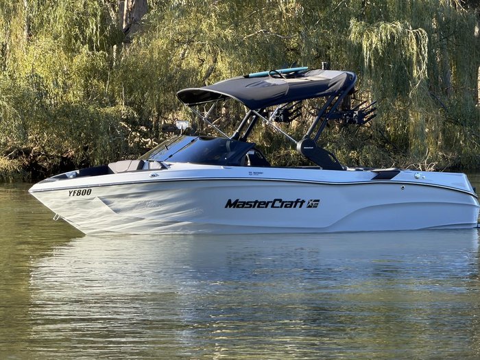 2026 MasterCraft XT22 T