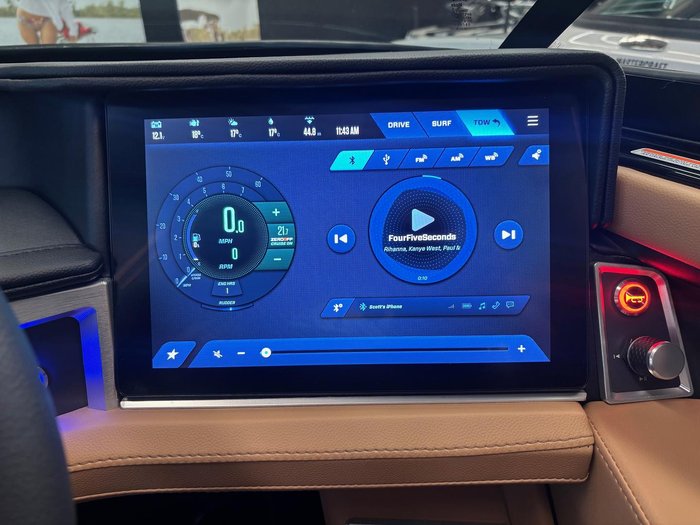 2025 MasterCraft XT22 T