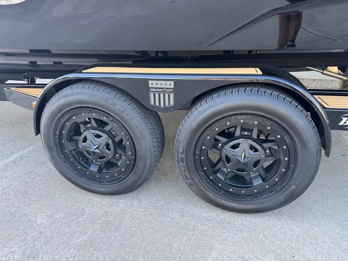 2025 MasterCraft XT22 T