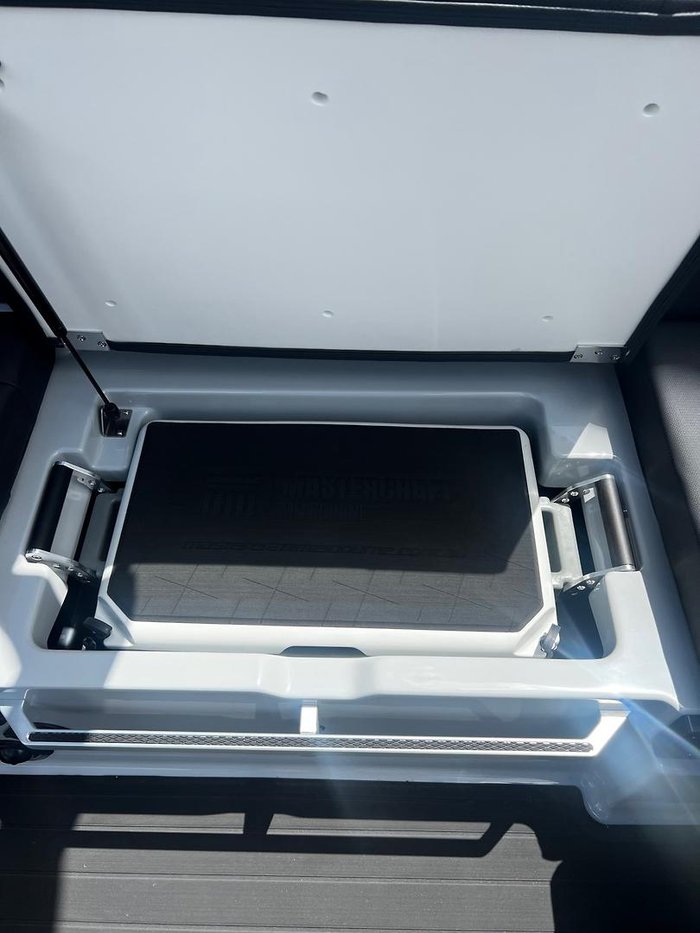 2026 MasterCraft XT22 T