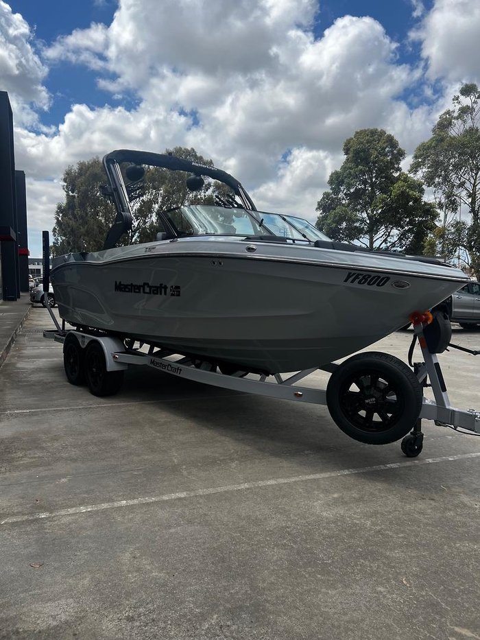 2026 MasterCraft XT22 T