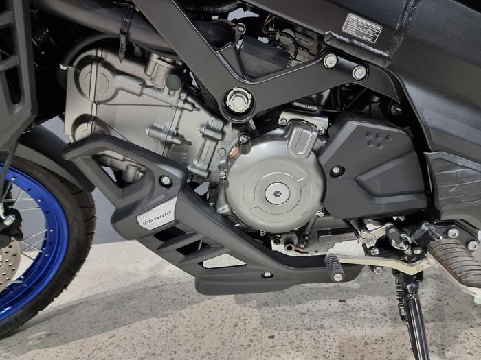 2024 Suzuki V-Strom 650XT LAMS (DL650XAUE)