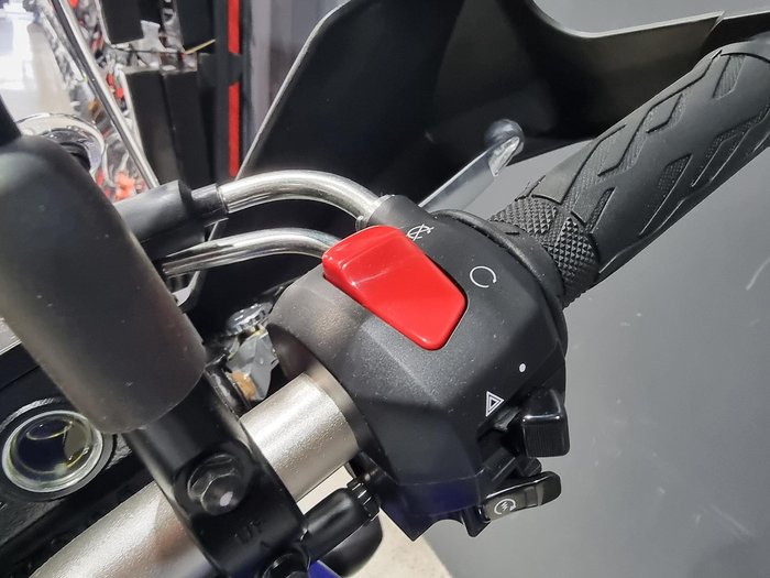 2024 Suzuki V-Strom 650XT LAMS (DL650XAUE)