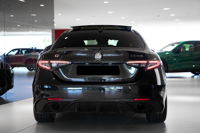 2023 Alfa Romeo Giulia Veloce