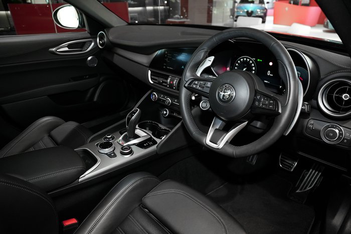 2023 Alfa Romeo Giulia Veloce