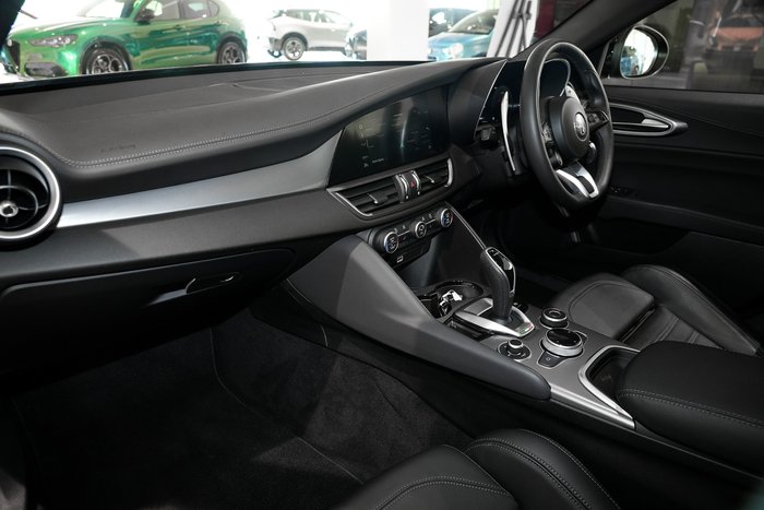 2023 Alfa Romeo Giulia Veloce