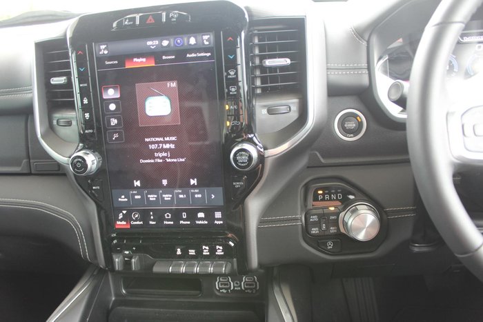 2024 RAM 1500 Laramie Sport RamBox
