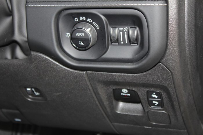 2024 RAM 1500 Laramie Sport RamBox