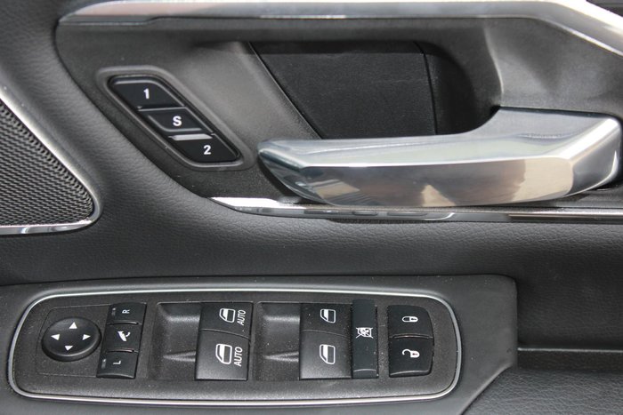 2024 RAM 1500 Laramie Sport RamBox