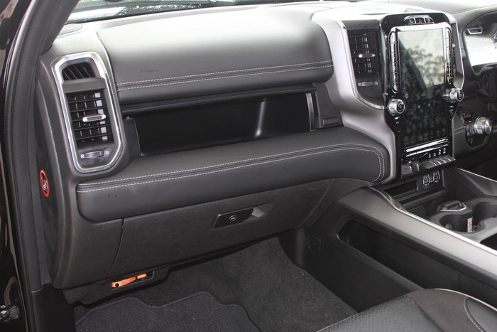 2024 RAM 1500 Laramie Sport RamBox