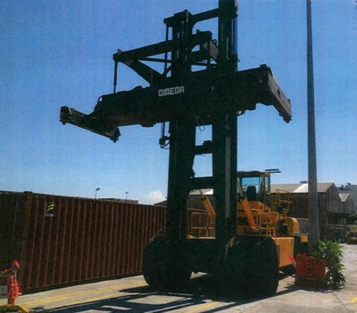 2004 Omega 54Edch