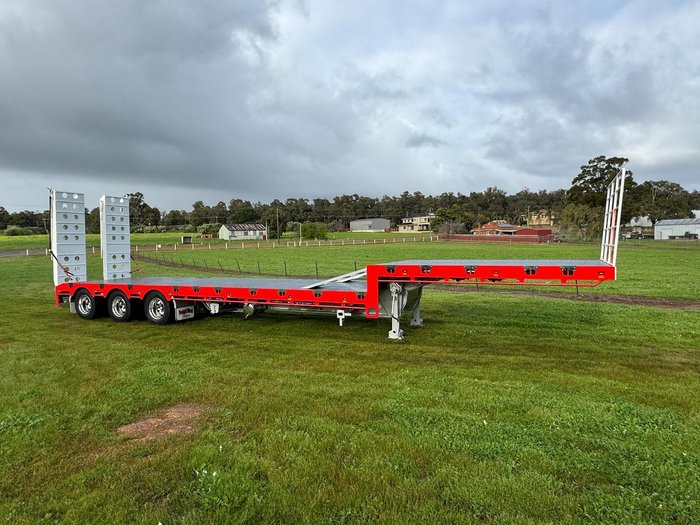 2024 FreightWest Trailers Tri Axle Drop Deck