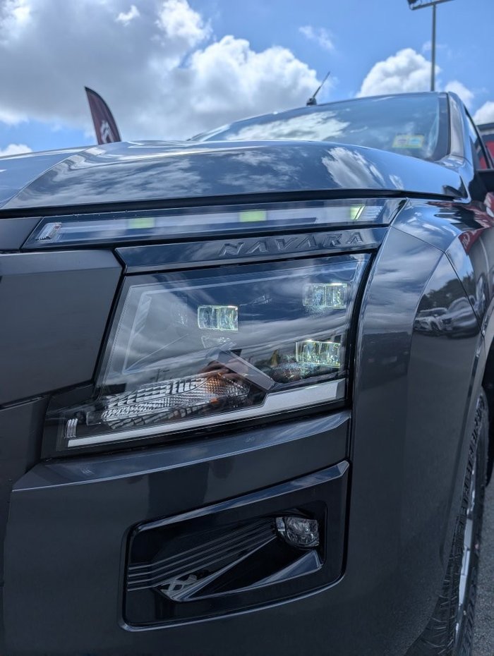 2025 NISSAN NAVARA ST