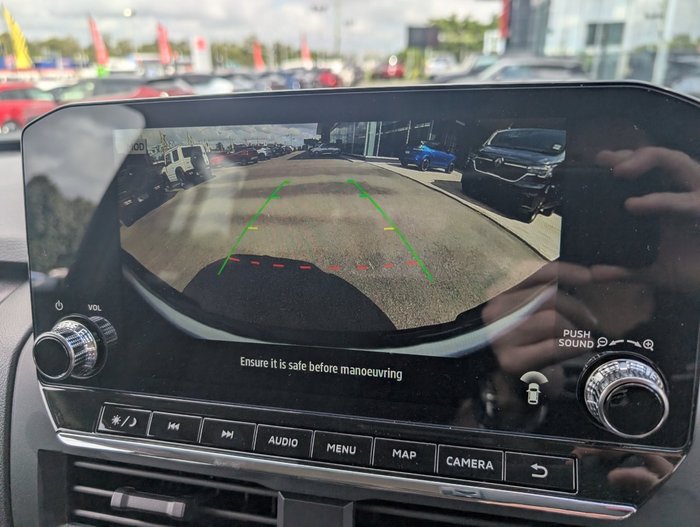 2025 NISSAN NAVARA ST