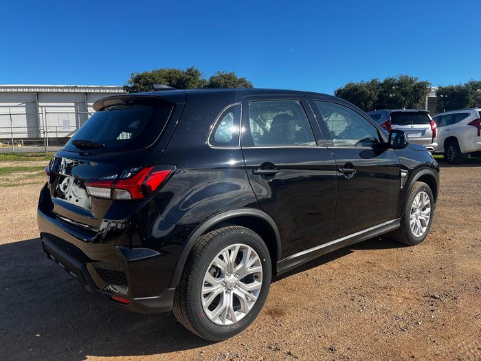 2024 Mitsubishi ASX ES