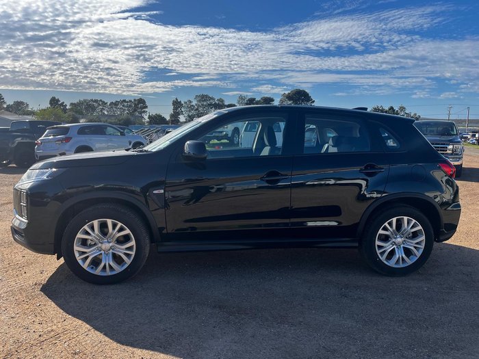 2024 Mitsubishi ASX ES