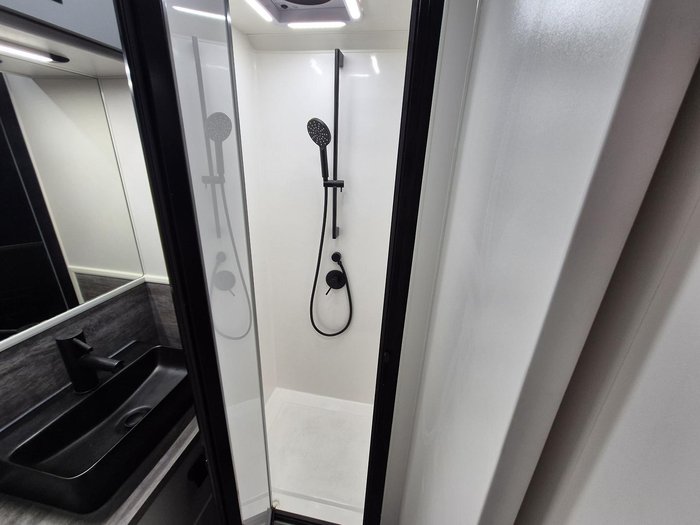 2023 Masterpiece Optimum CRZR 236 Bunk