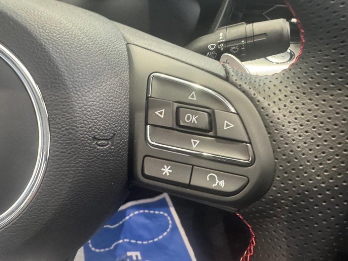 2024 MG MG5 Essence