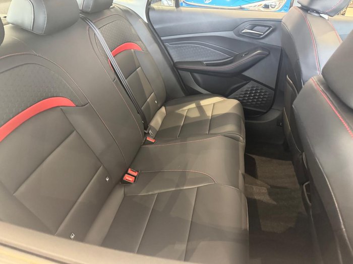 2024 MG MG5 Essence