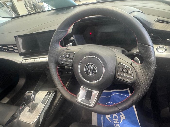 2024 MG MG5 Essence