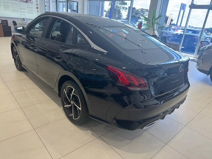 2024 MG MG5 Essence