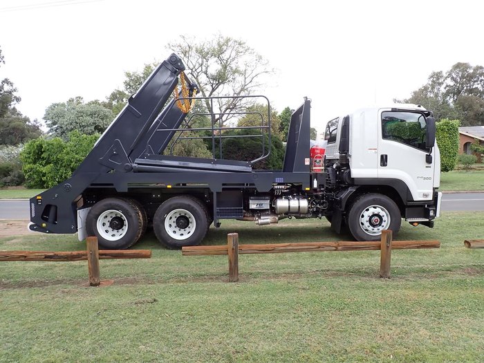 2024 Isuzu Fvz 260-300 ORH White