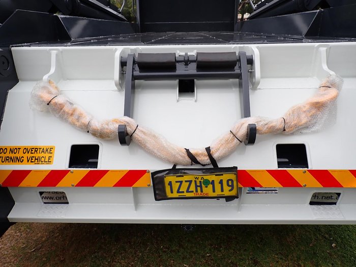 2026 Isuzu F Series FVZ 260-300 AT R46 White