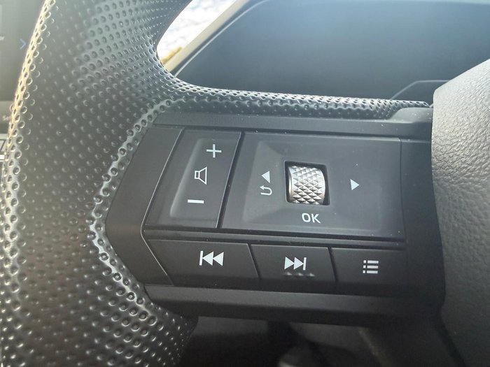 2024 Mitsubishi Triton GLX