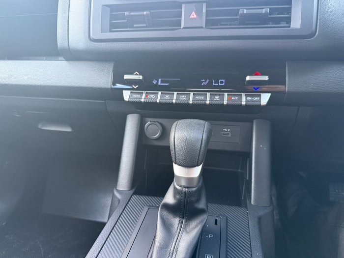 2024 Mitsubishi Triton GLX