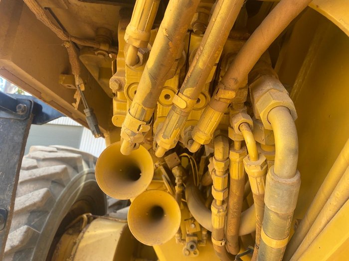 2003 Caterpillar 12H