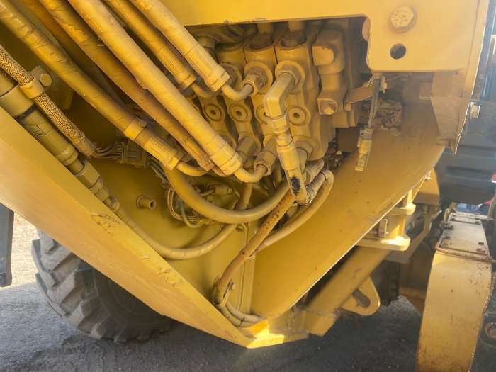 2003 Caterpillar 12H
