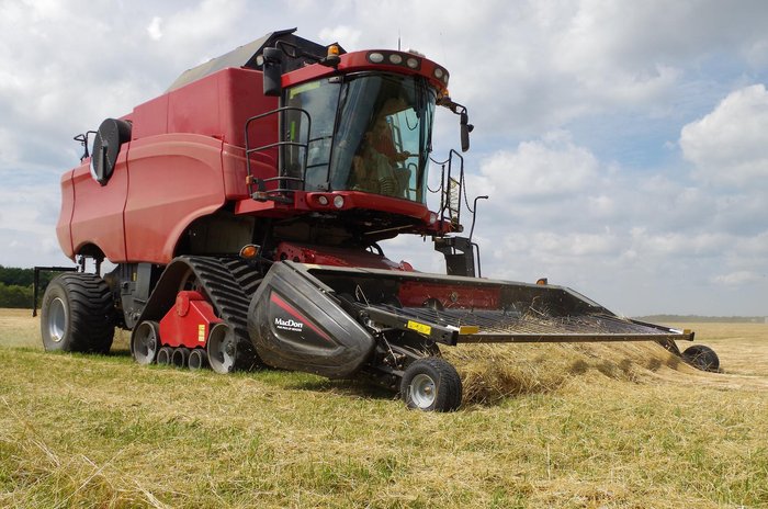 MacDon Pw8 15Ft Windrow Combine Pick Up Front