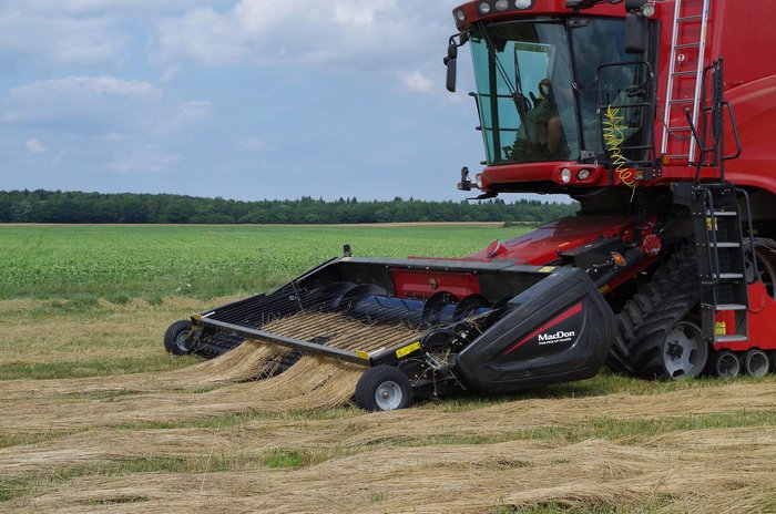 MacDon Pw8 15Ft Windrow Combine Pick Up Front