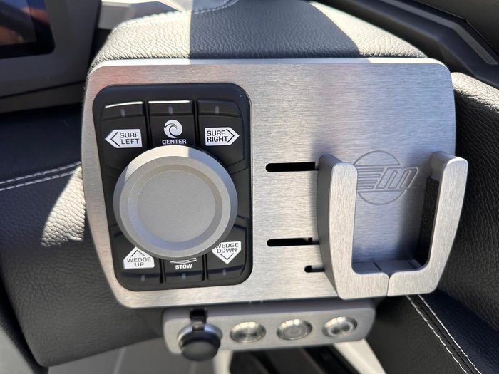 2024 Malibu Wakesetter 20 VTX