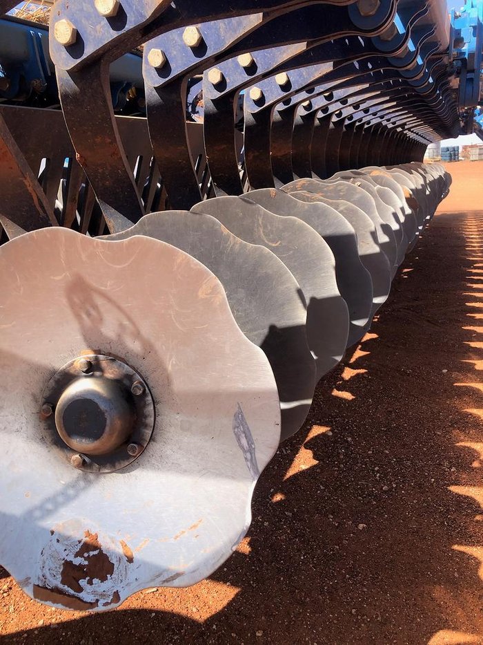 2021 Farmet Diskomat 8Ps Heavy Duty Trailing Folding Speed Disc Used BLUE