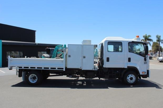 2015 Isuzu Frr600
