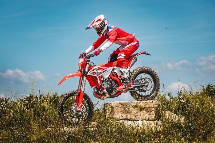 2025 Beta RR 300 X-PRO (2T) RR Red