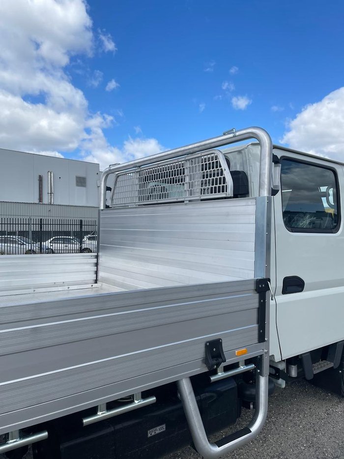 2025 Fuso Canter 515 White