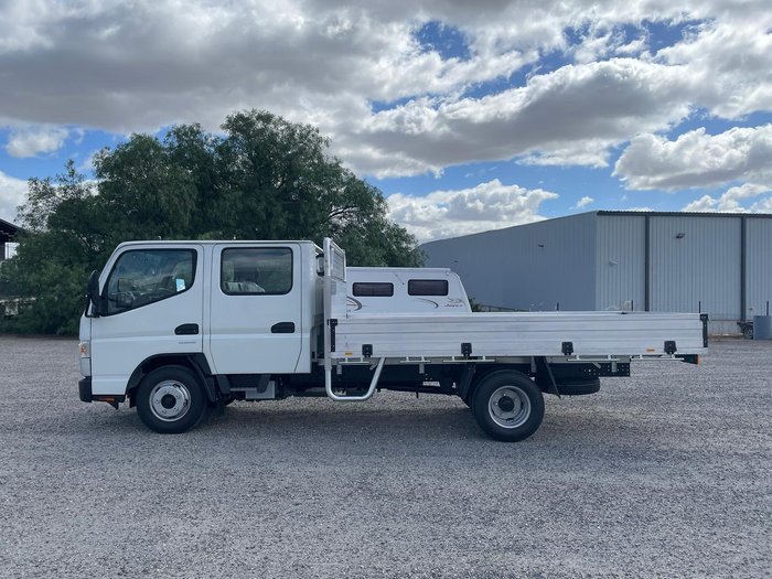 2025 Fuso Canter 515 White