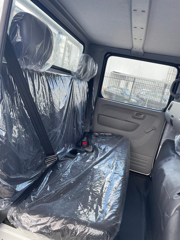 2025 Fuso Canter 515 White