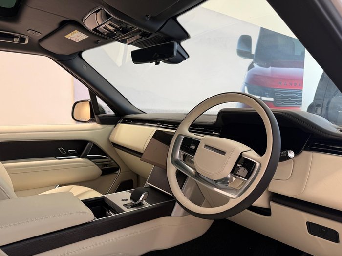 2024 Land Rover Range Rover D350 Autobiography L460 MY24 AWD Ostuni Pearl White