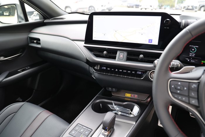 2026 Lexus UX300h UX300h F Sport AWD 2.0L Hybrid Auto E-CVT SUV B402430 002